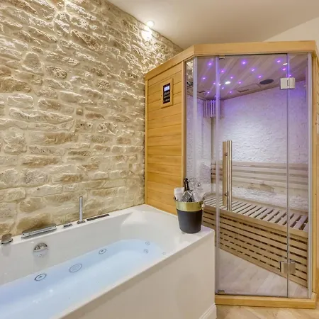 Le Petit Paris - Cocon & Spa & Sauna Chartres Exterior photo